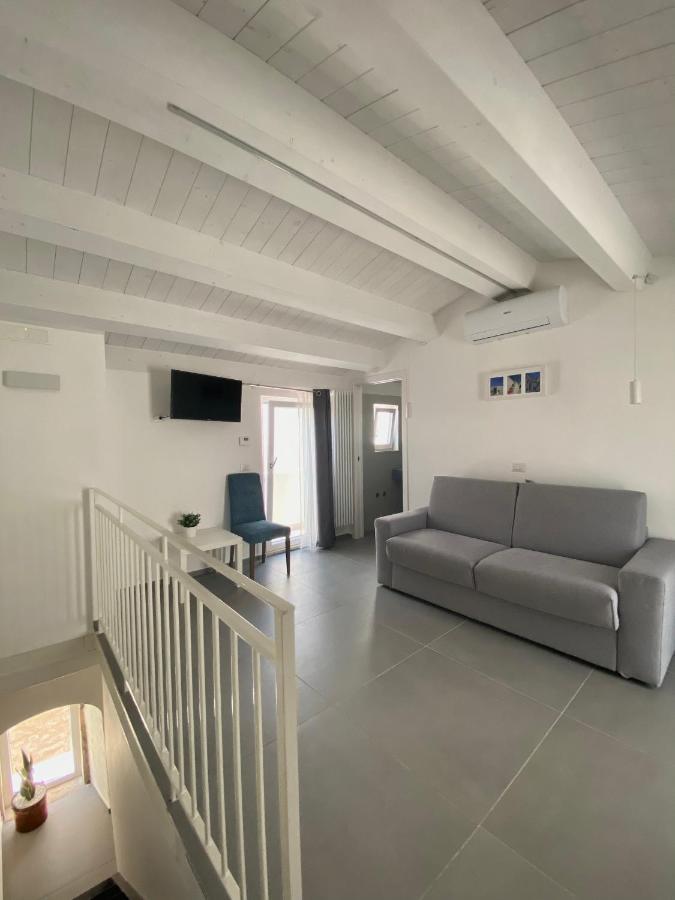 Al Duomo Rooms Корато Екстериор снимка